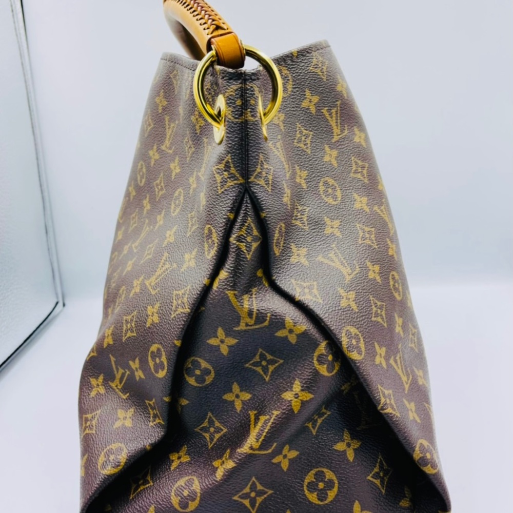 Louis Vuitton Artsy MM - Picture 10 of 11